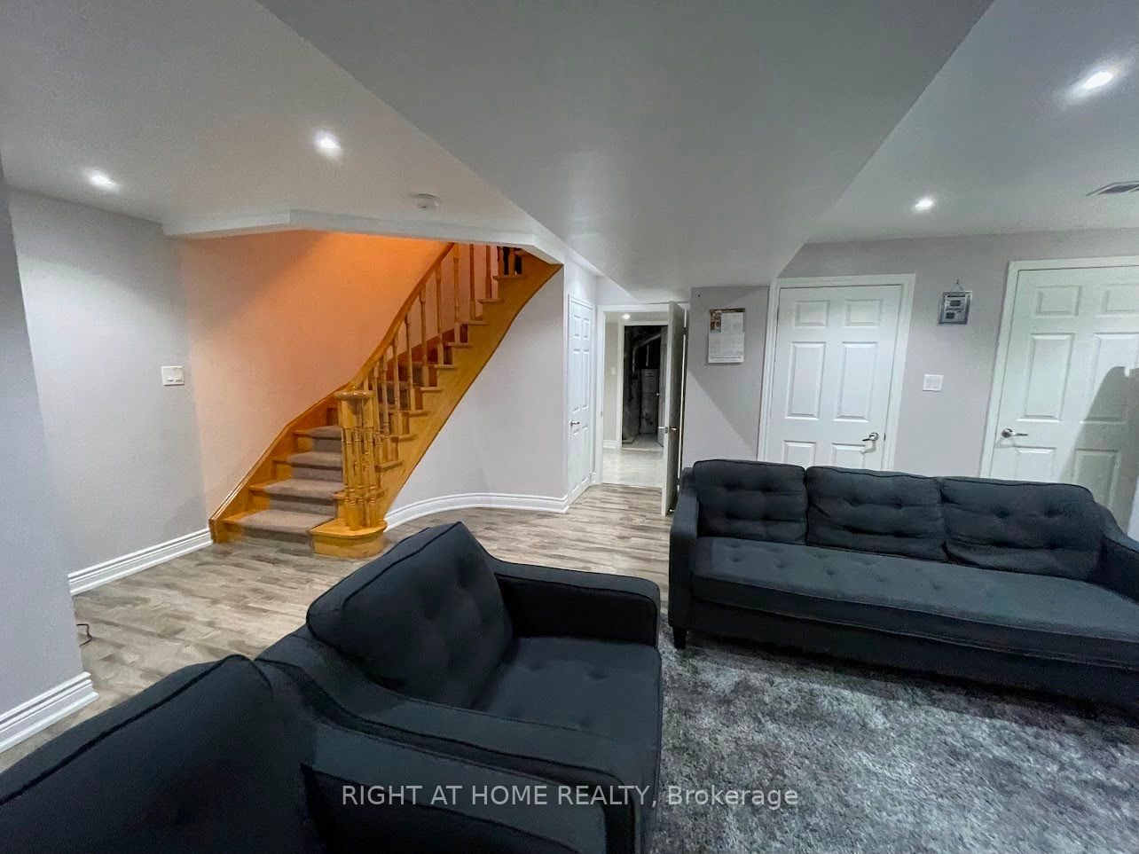 164 Saddle Tree Cres