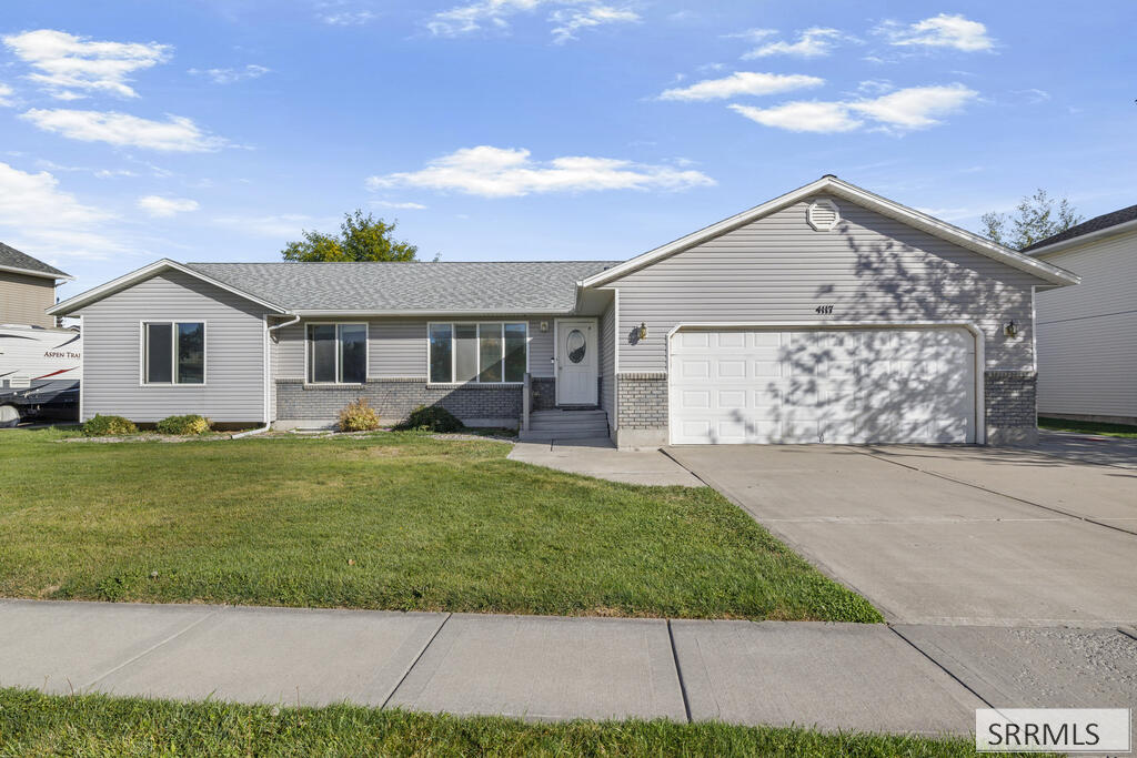 4117 E Morning Mist Drive