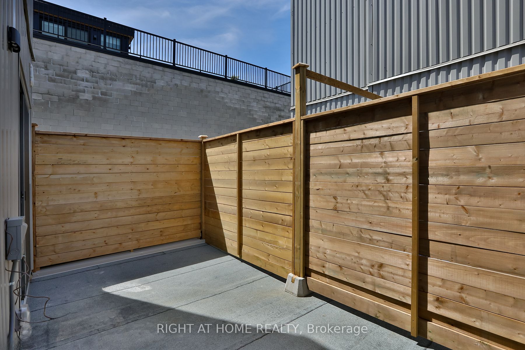 1169 Davenport Rd Unit 3