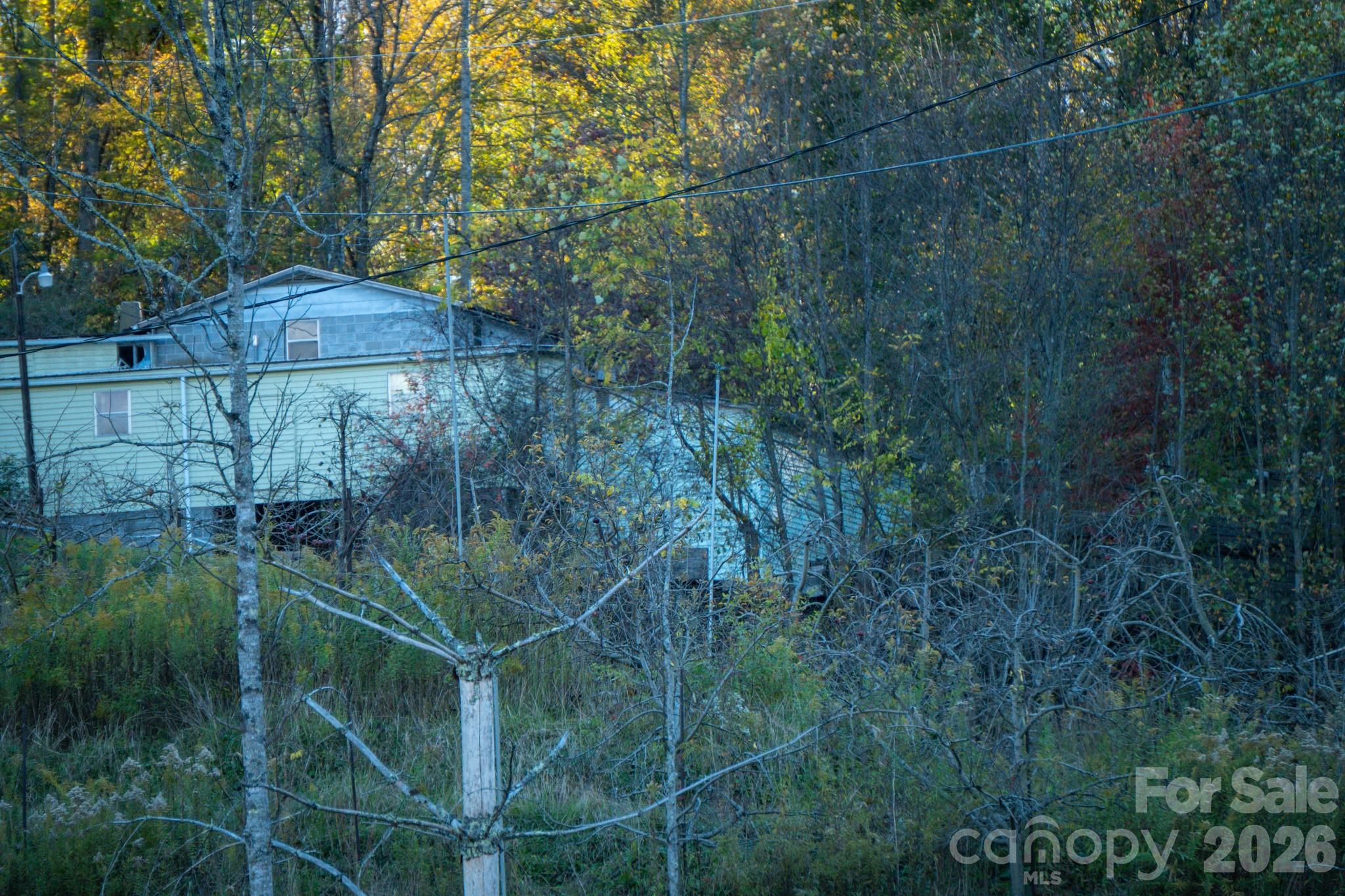 876 Saylor Lake Road