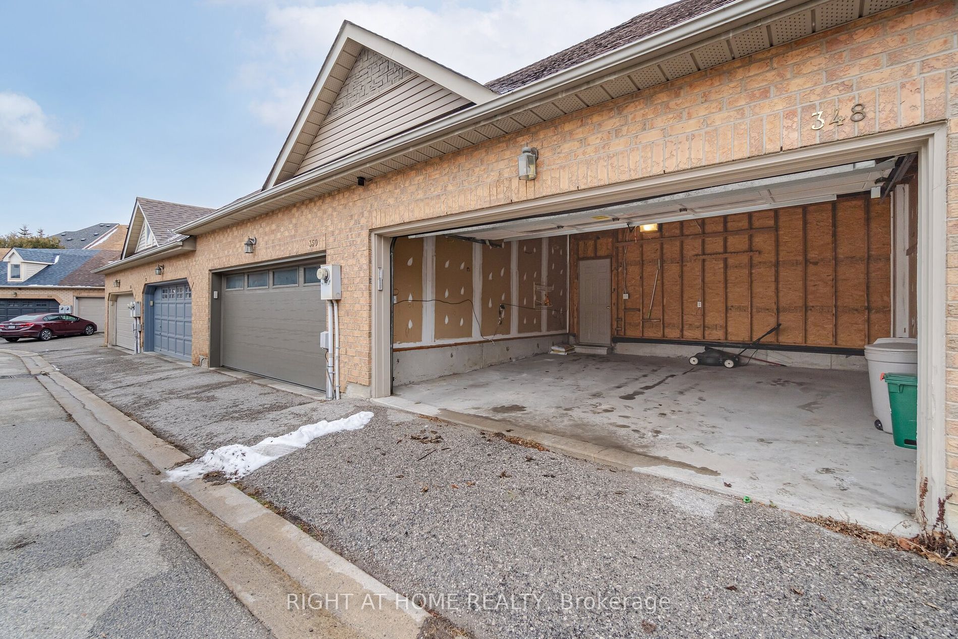 348 Delaney Dr