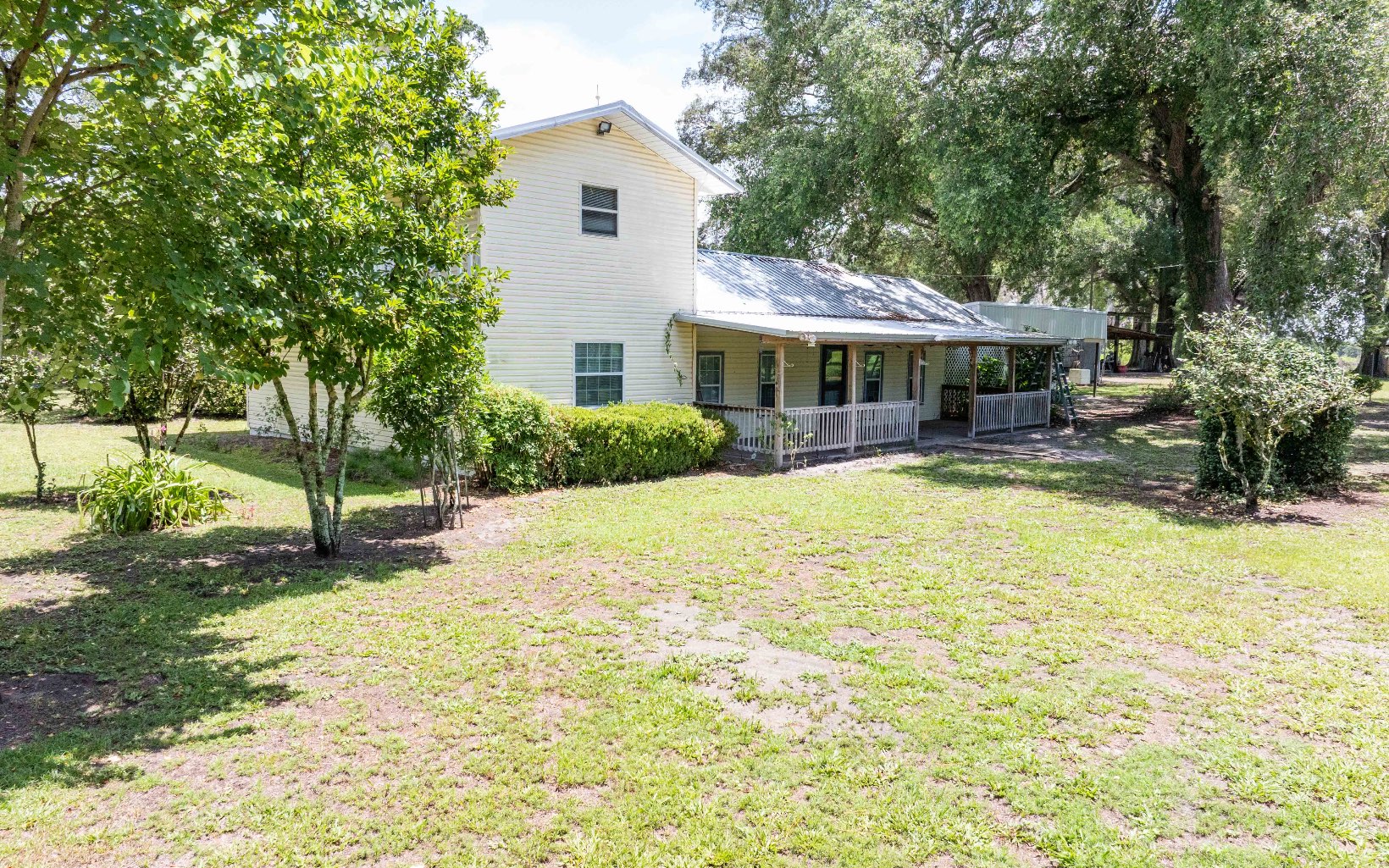112 NE Rowan Rd