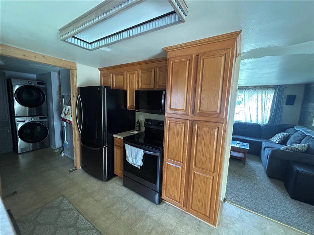 8105 N Summit Street