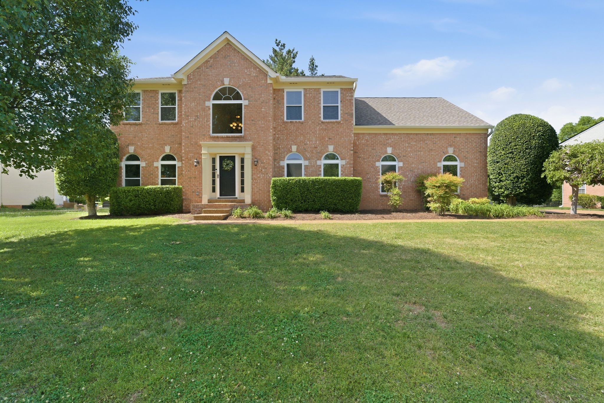 207 Lancelot Ln — sold