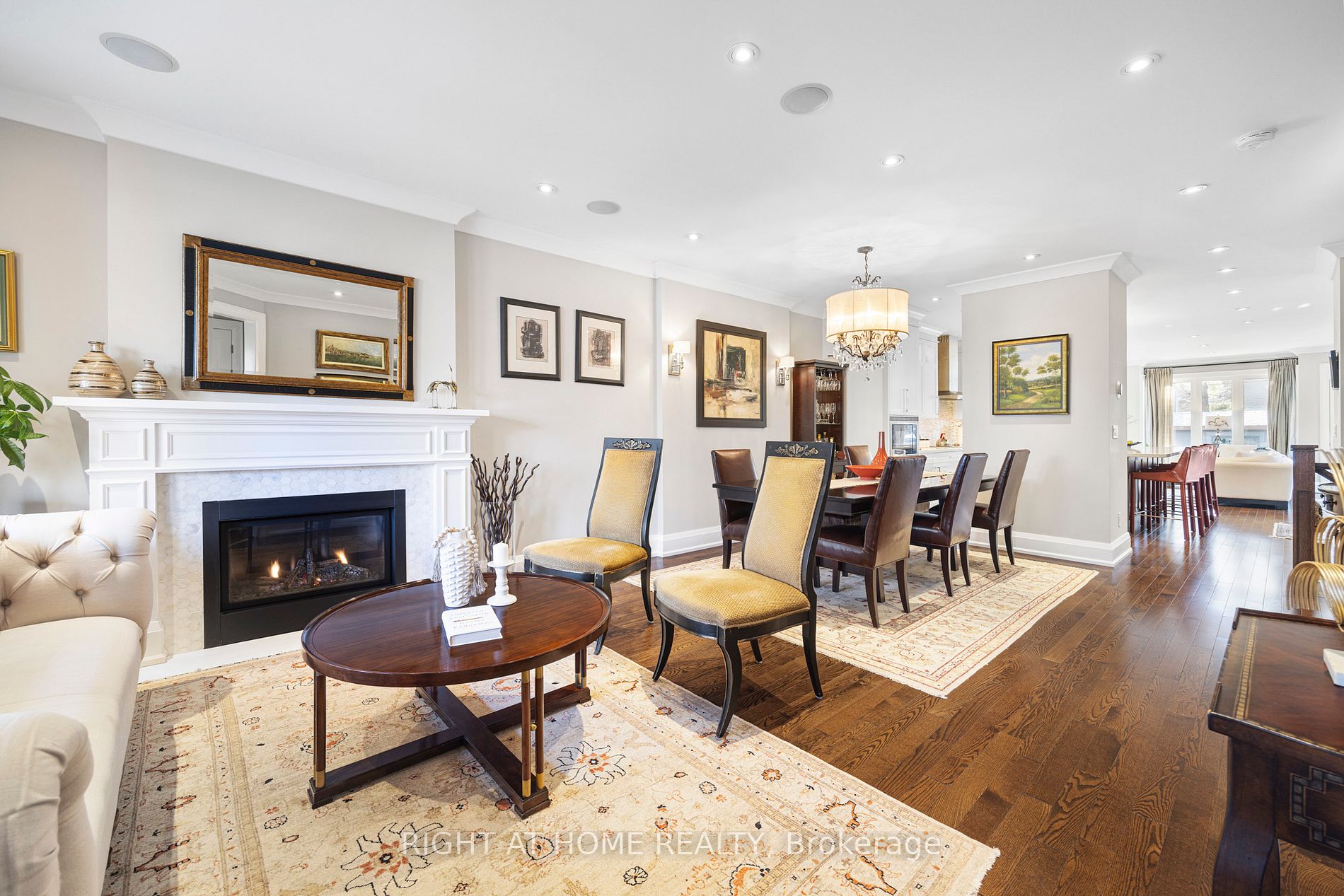 55 Stibbard Ave