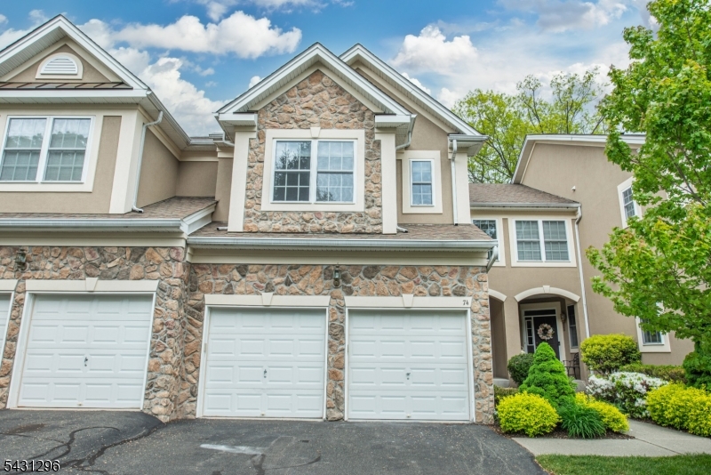 74 Glattly Dr, Denville Twp., NJ