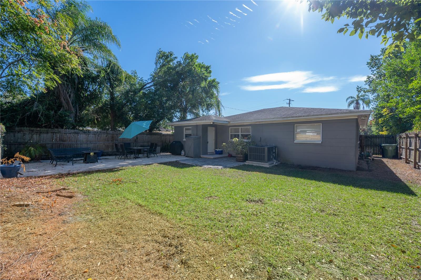 1806 E Shadowlawn Avenue
