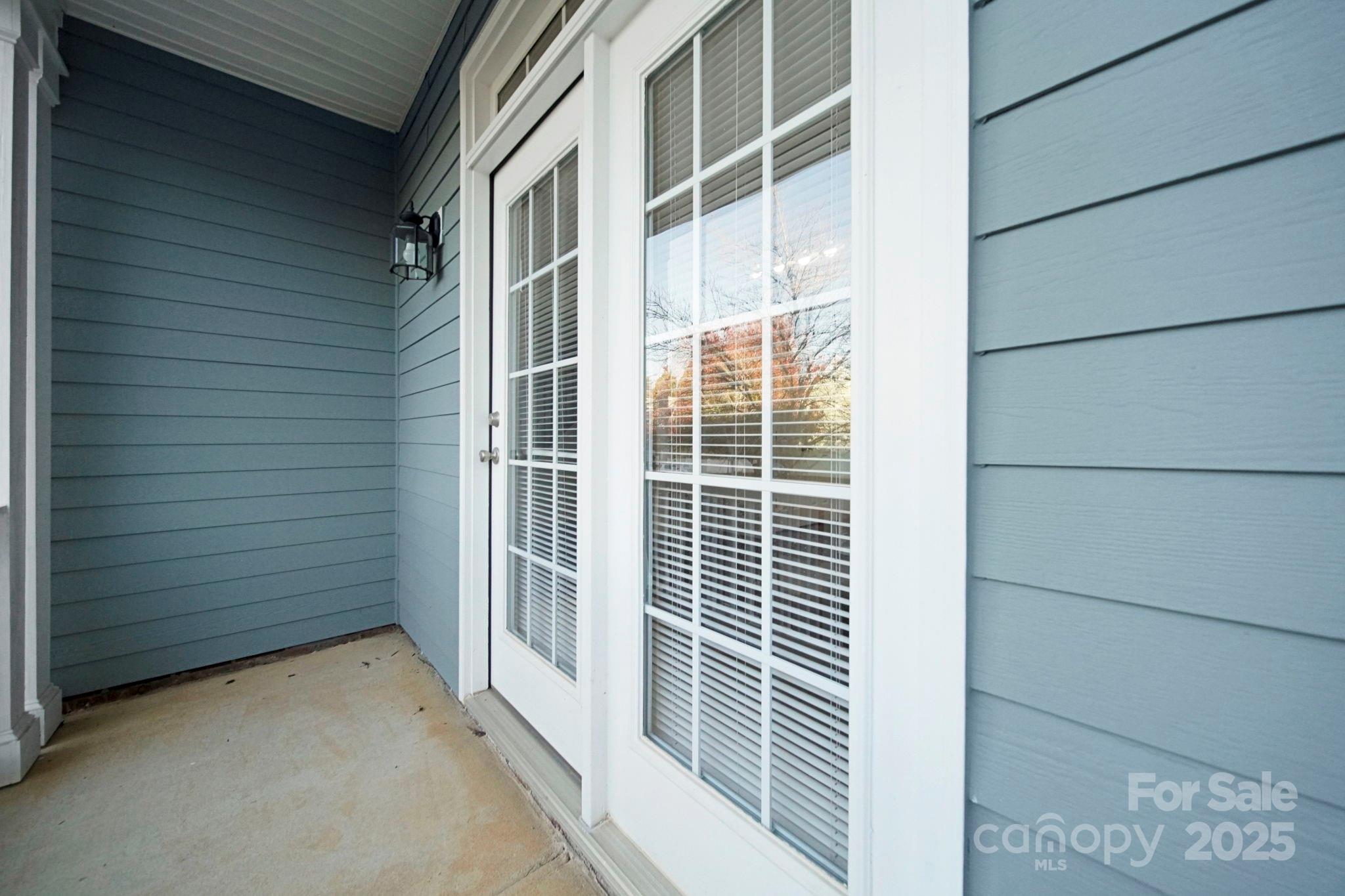 136 E Morehouse Avenue