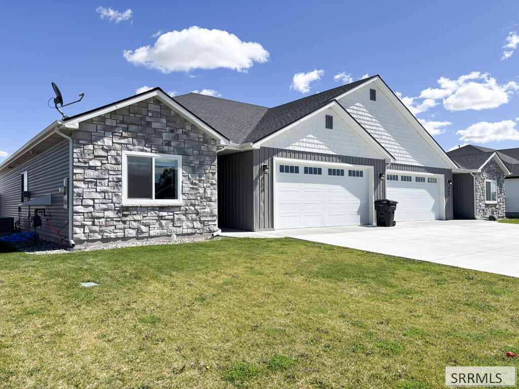 453 Rocky Mountain Avenue