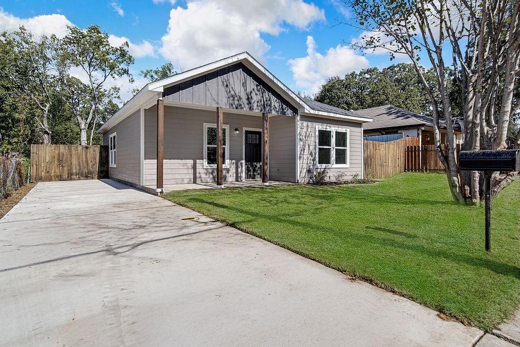 5816 Montague Street