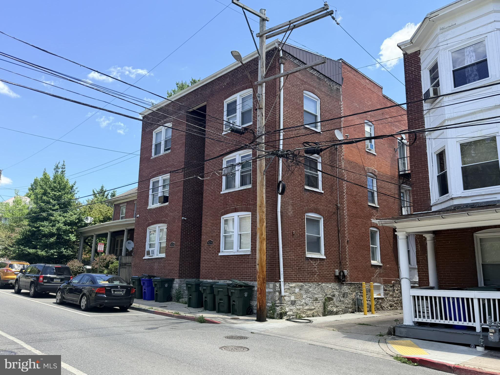426 N Locust Street