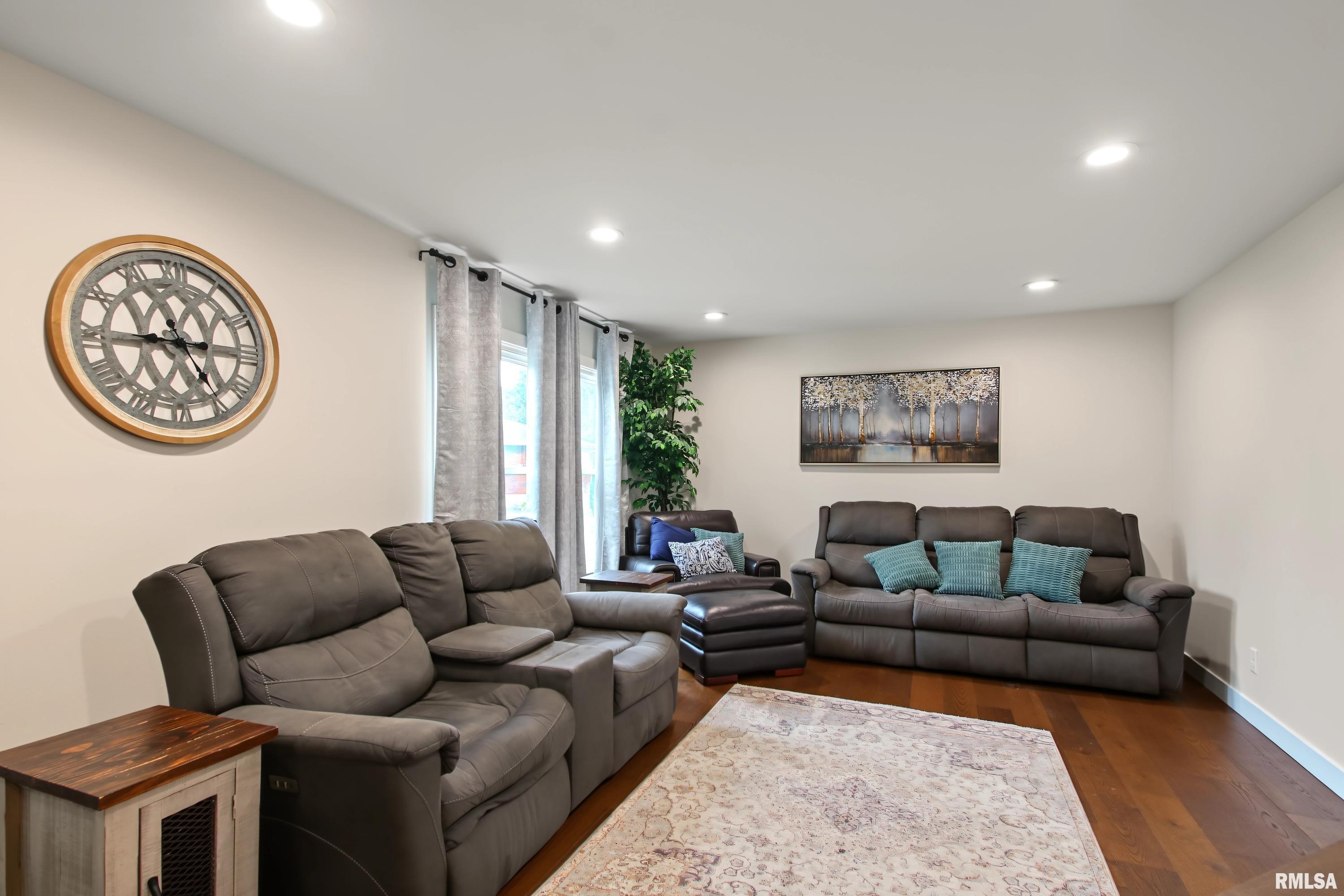 4221 Country Meadows Lane