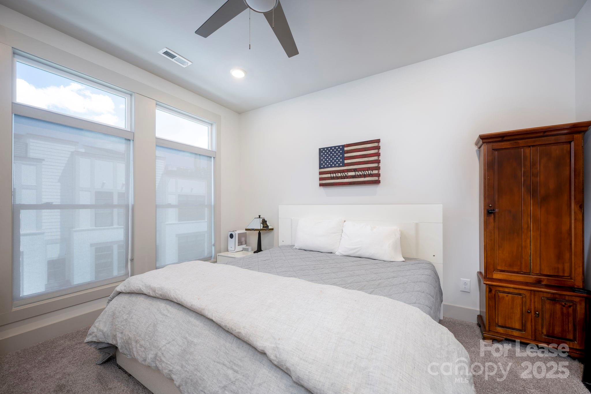 1033 Wesley Terrace Avenue