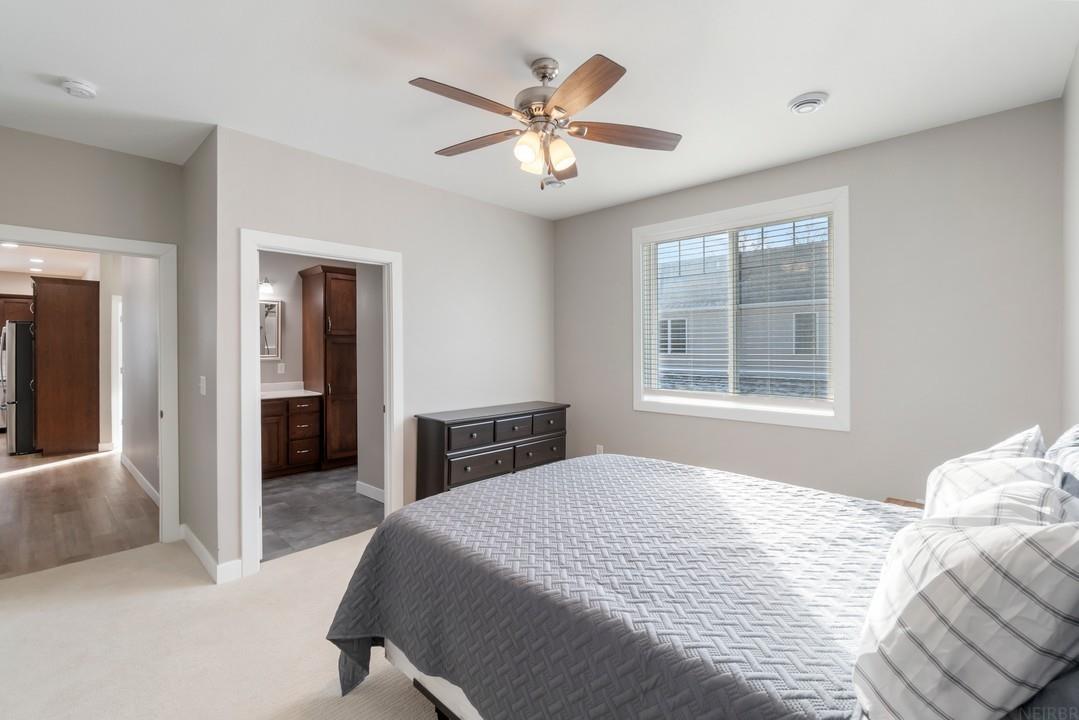 812 Parkside Lane