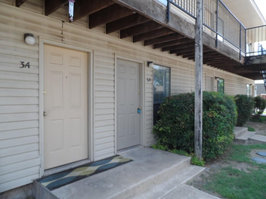 1 Bedroom, 1 Bathroom, Approx. 544 Sq. Ft.A quaint little apartment that contains bottom floor access.Comes with washer and dryer, refrigerator, range, and dishwasherListing broker is an owner of this property with real estate with license #071687Tenant pays Electric, Gas, and Water.***Accepts Norman Housing***Pets Welcome (2 PET LIMIT):1 Pet - $300 Deposit + $25/mo Pet Rent2 Pet - $400 Deposit + $40/mo Pet Rent
