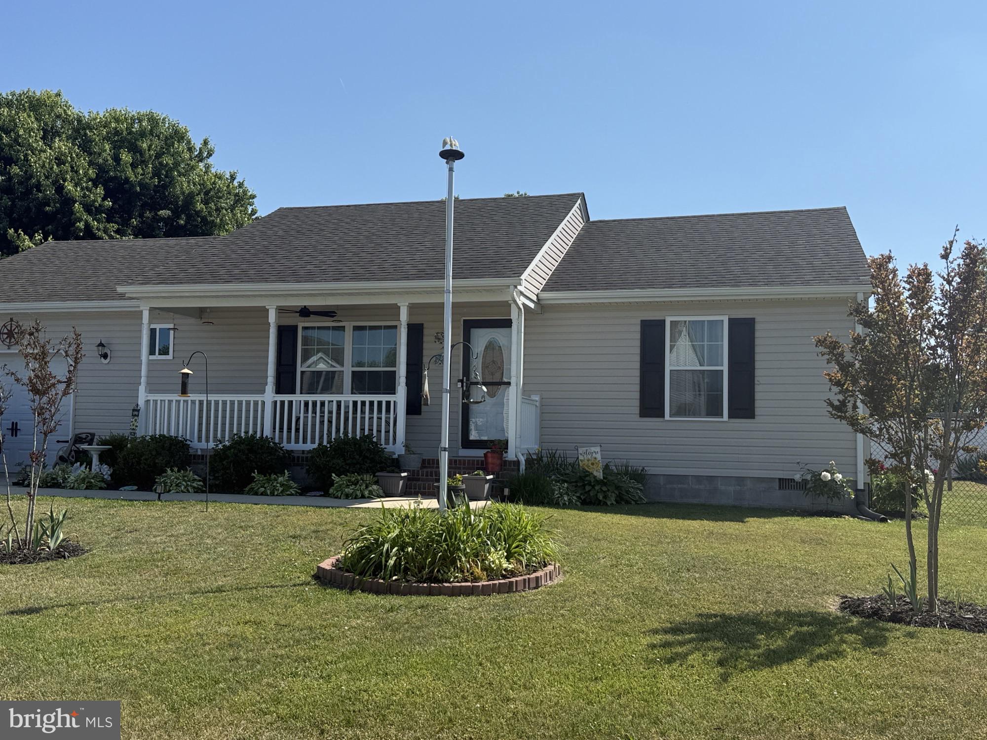 Welcome to 34775 Sandyfield Ct in Pittsville. A well-kept 3-bedroom, 2-bathroom home offering 1,330 square feet of comfortable living space. This charming property features a 1-car attached garage and a fenced-in backyard, perfect for relaxing, entertaining, or enjoying added privacy. With a functional layout and pride of ownership throughout, this home is move-in ready and ideal for anyone looking for comfort and convenience in a peaceful setting.