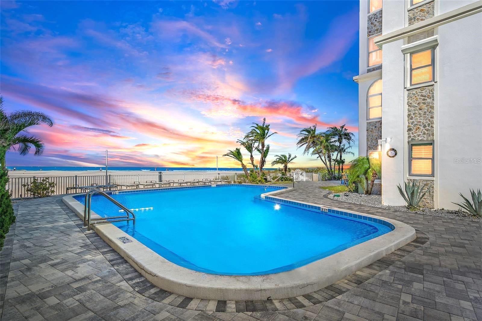 4950 Gulf Boulevard 807