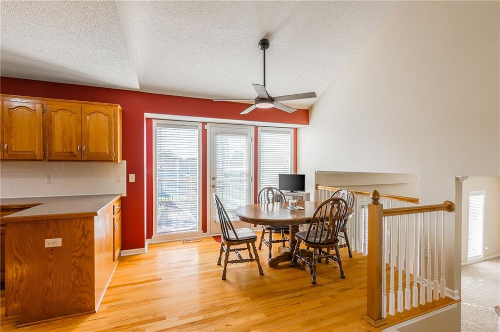 10700 N Holmes Street