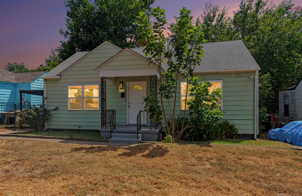 Updated 3 bed 2 bath home in small quiet neighborhood. Home features new flooring, updated bathrooms and kitchens, fresh paint, vinyl windows, and new roof in 2026! Great location with parks nearby and highway access just a minute away. Seller is licensed agent in state of Oklahoma #170512.