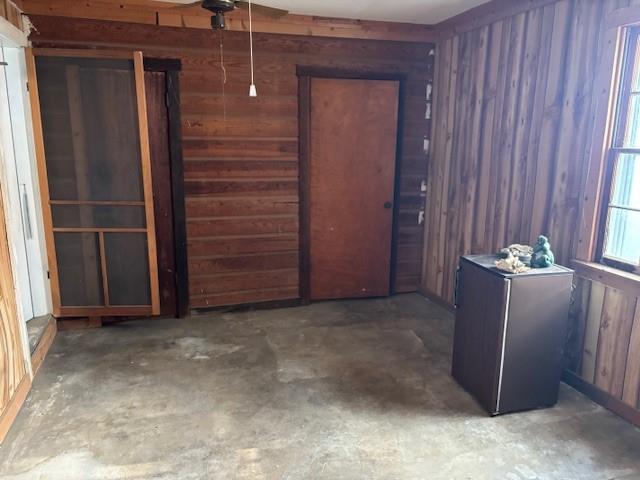 409 E Tarrant Road