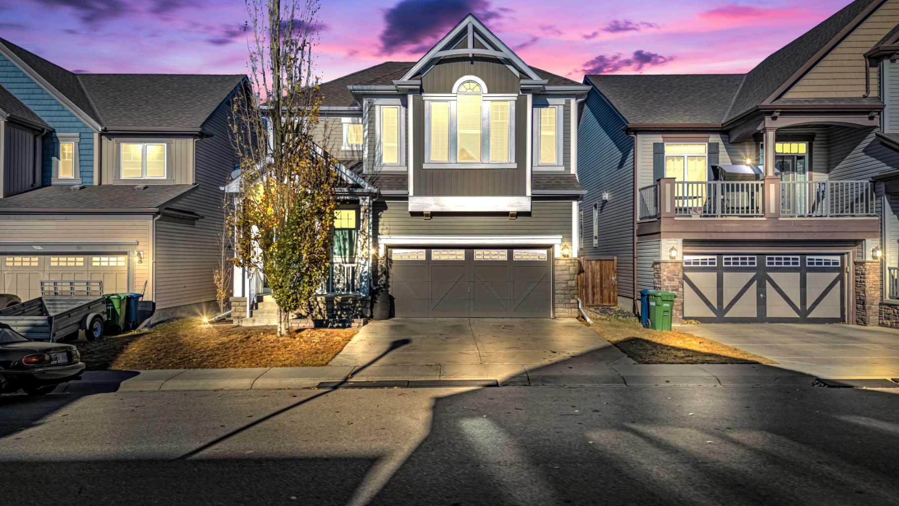 1120 Windhaven Close SW