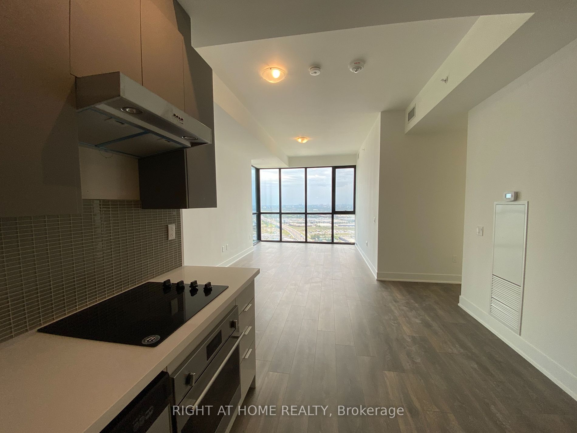 2908 W Highway 7 Rd 3709