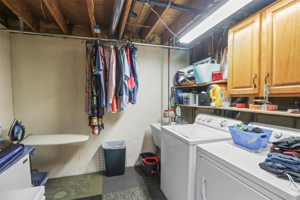 5521 NW Seminole Drive