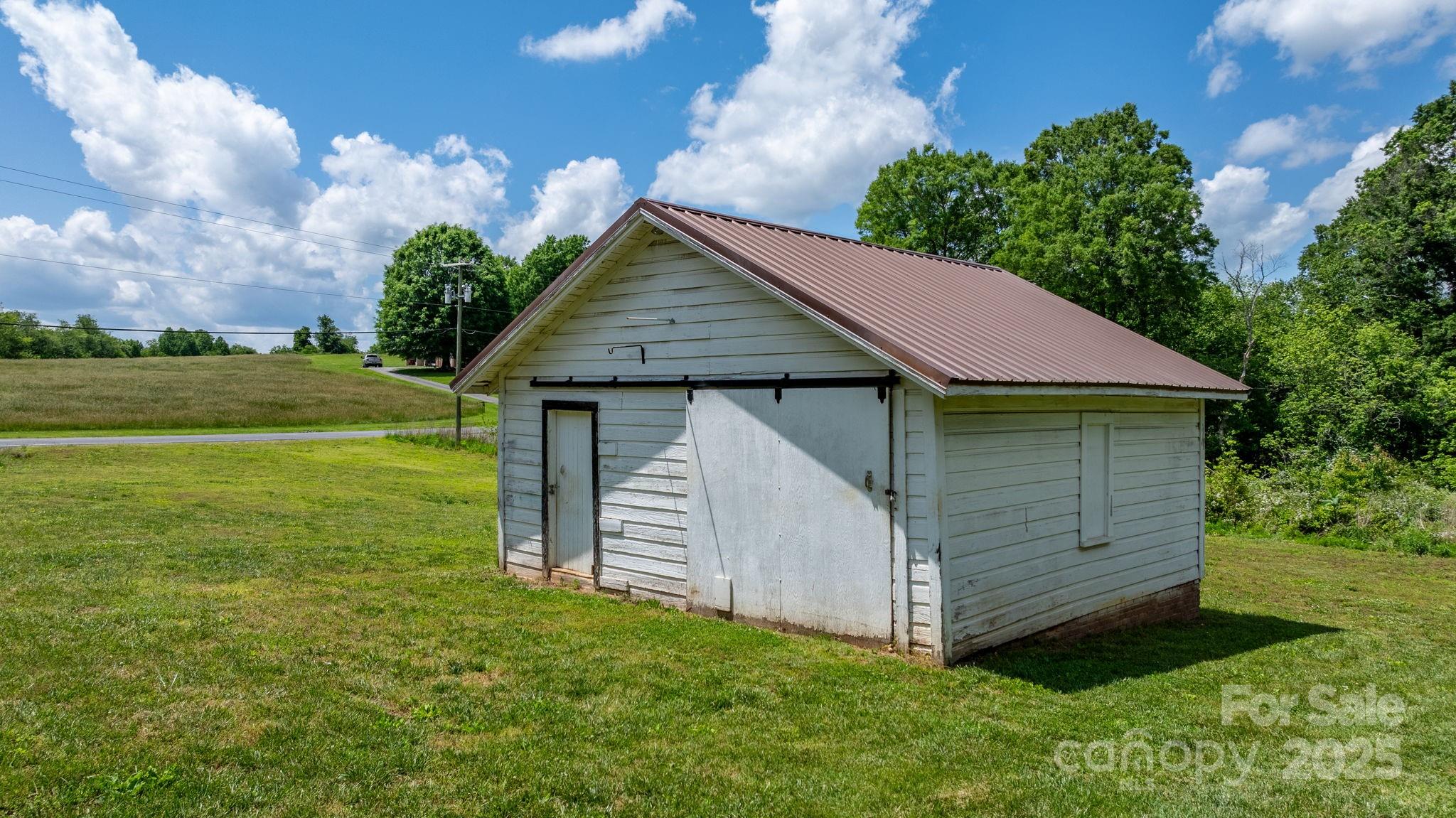 1300 Nc 90 Highway W