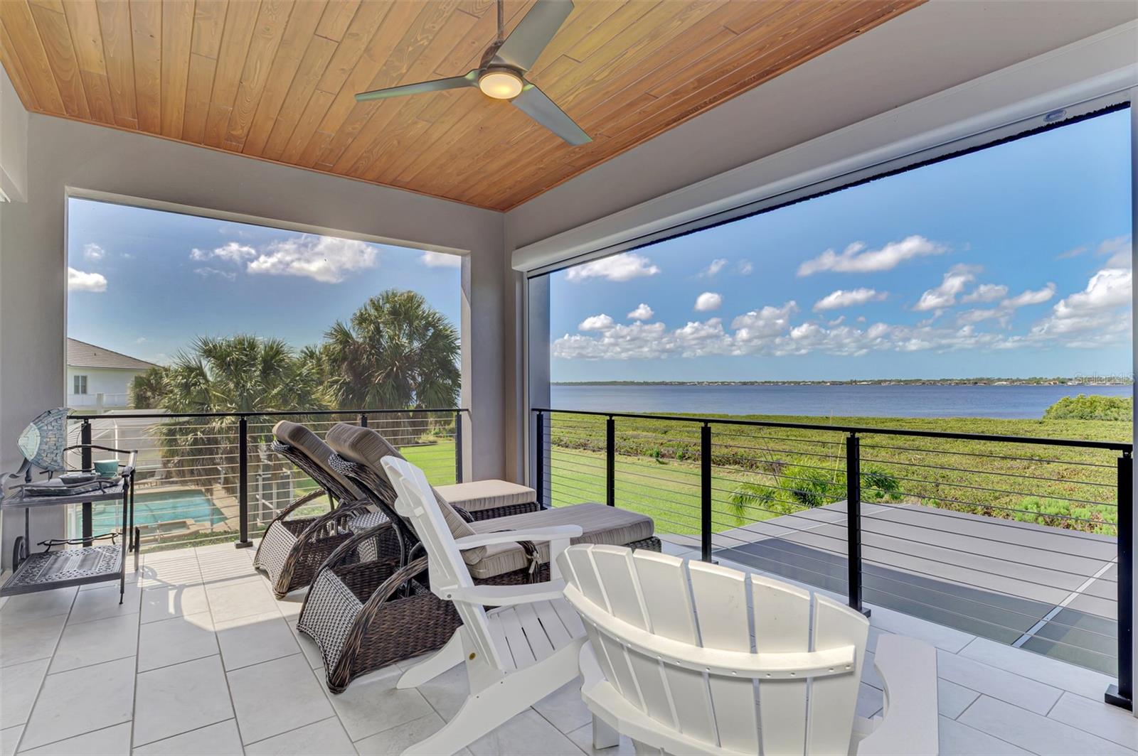 3051 Rivershore Lane