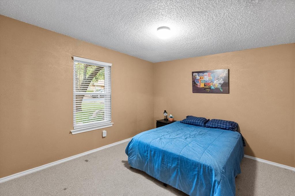 1504 Arrowhead Drive