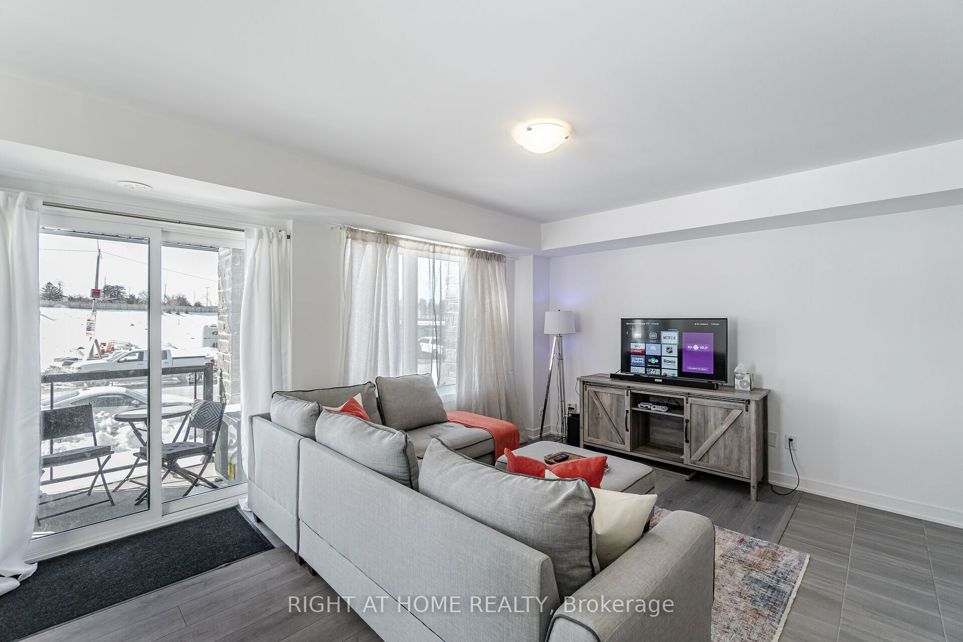 44 Magnolia Lane 24
