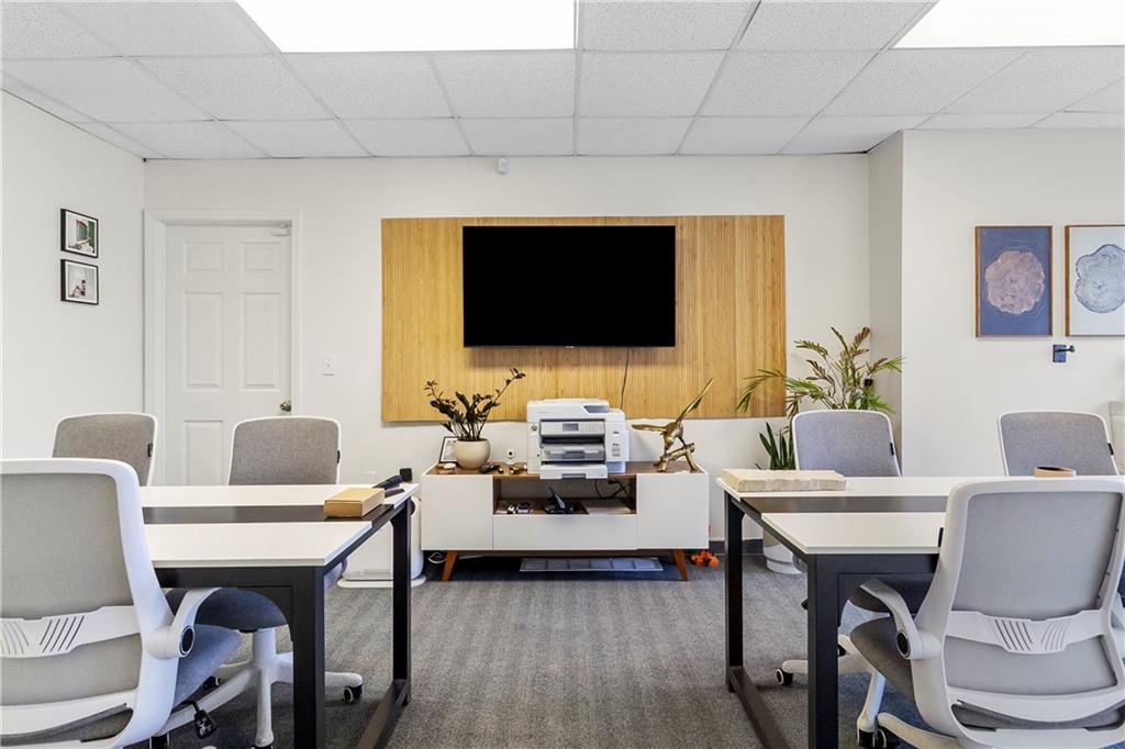 1119-1125 Merriam Lane