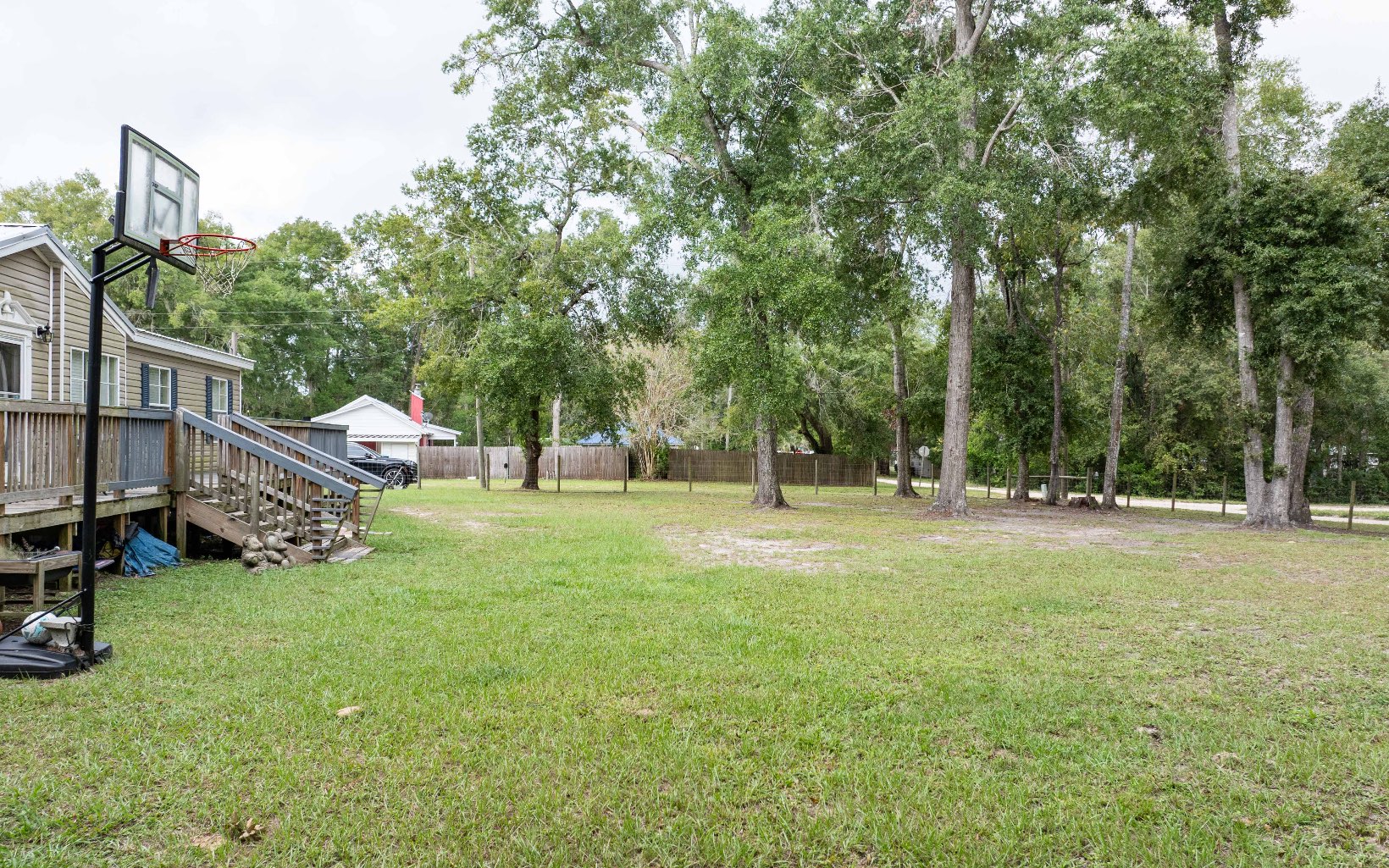 605 NE Governor Ave.