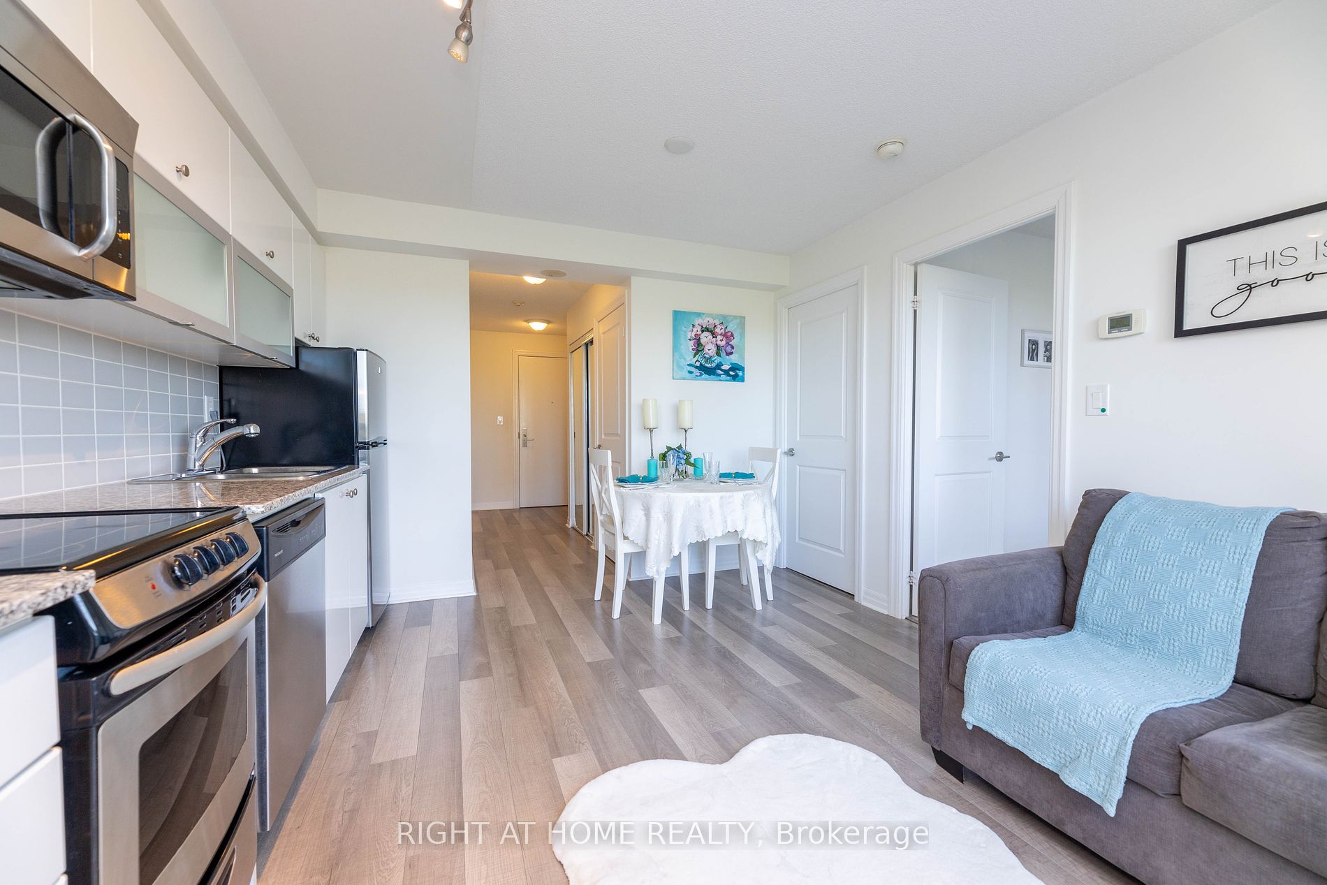 2015 E Sheppard Ave 508