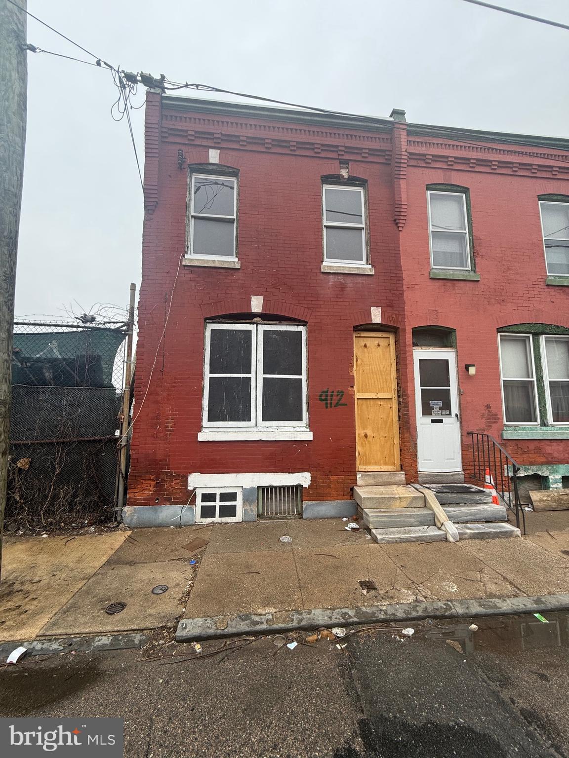 912 N 45th St  