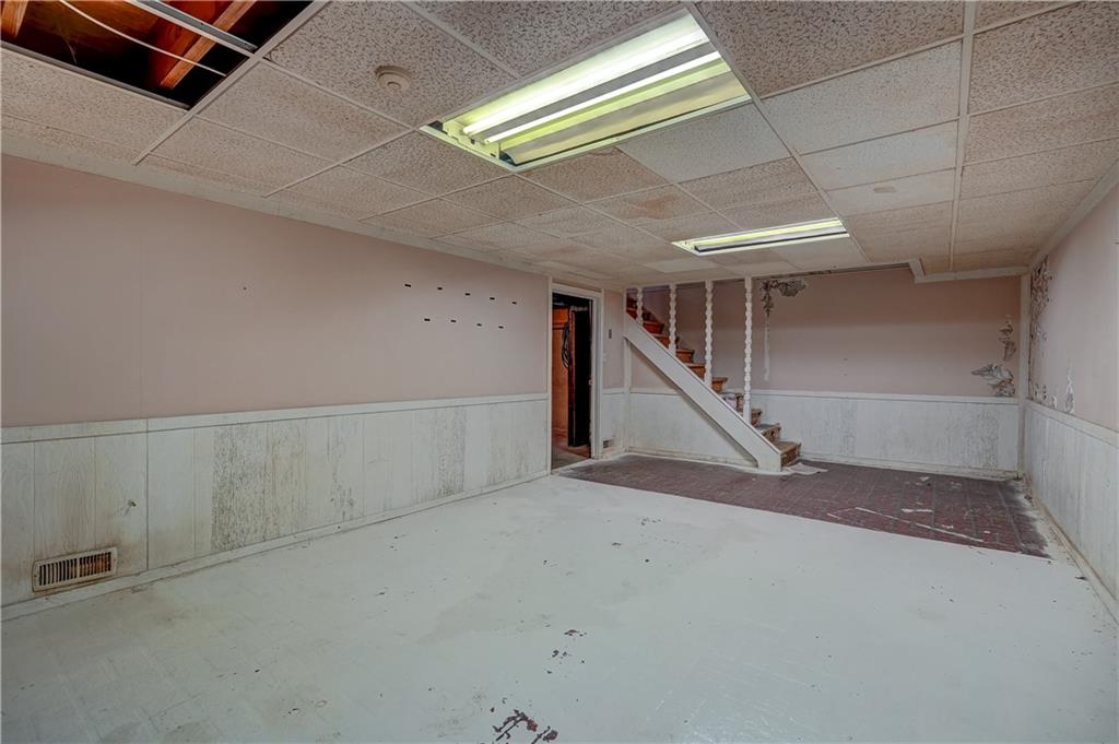 6830 NW Prairie View Road