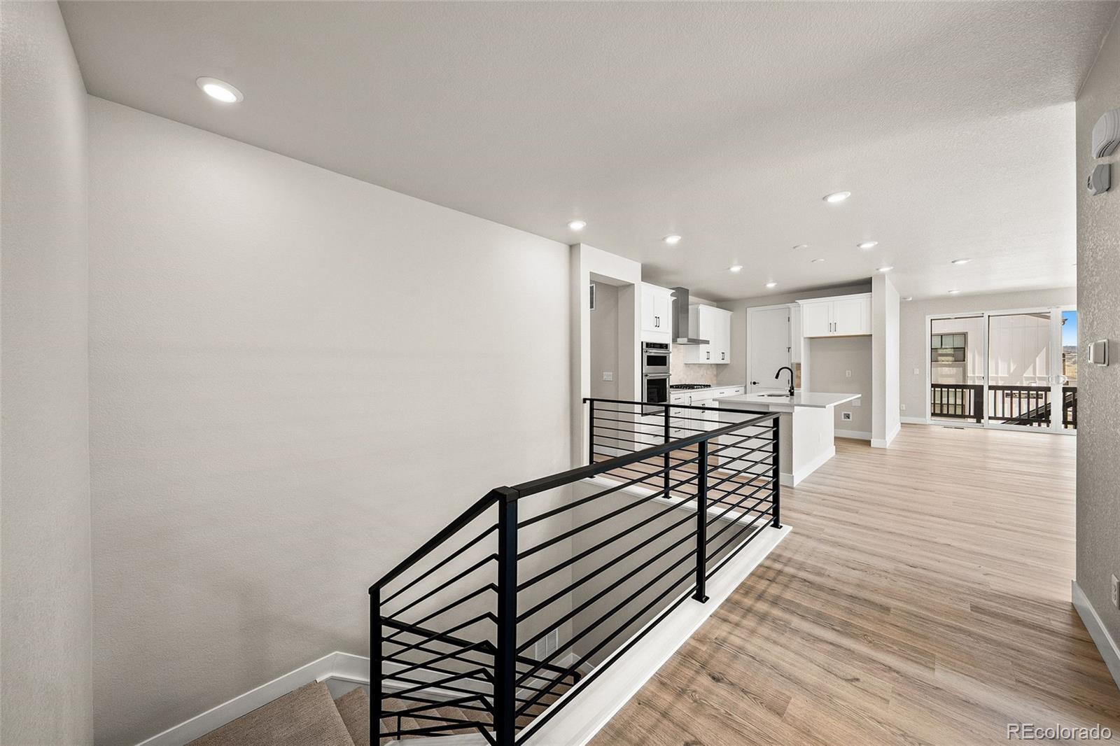 8632 Whiteclover Street