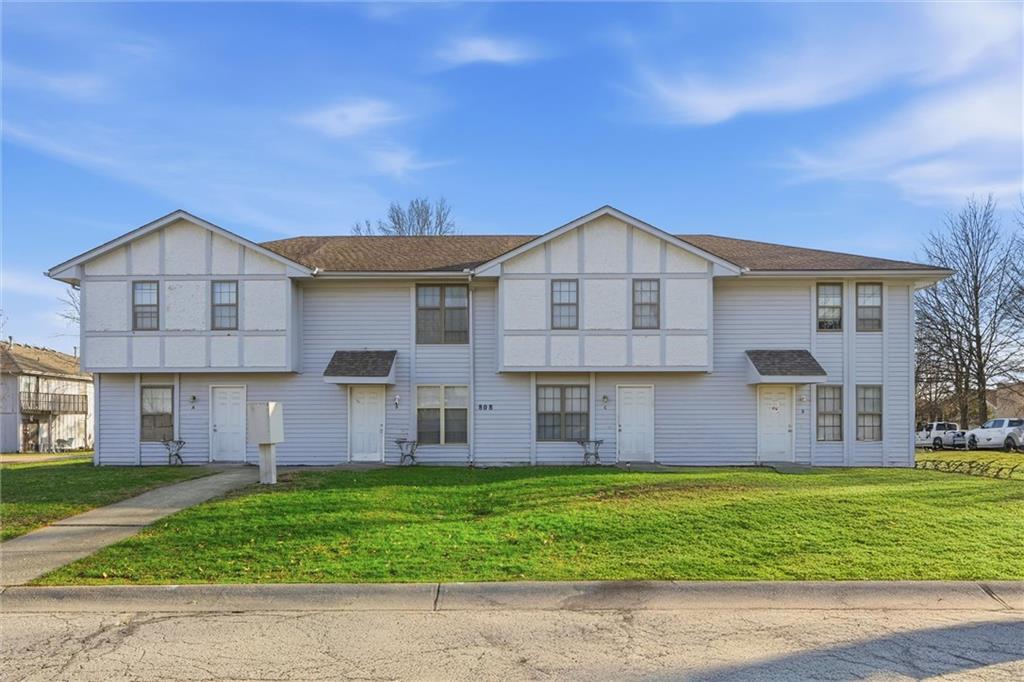 808 SW Meadowridge Drive