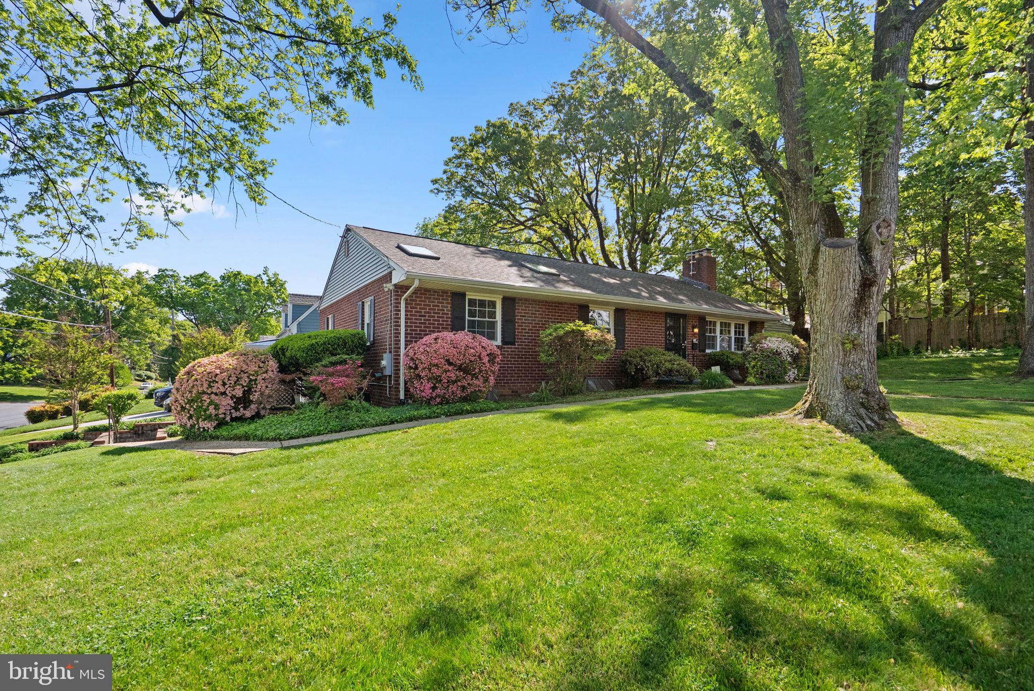 9807 Merwood Lane