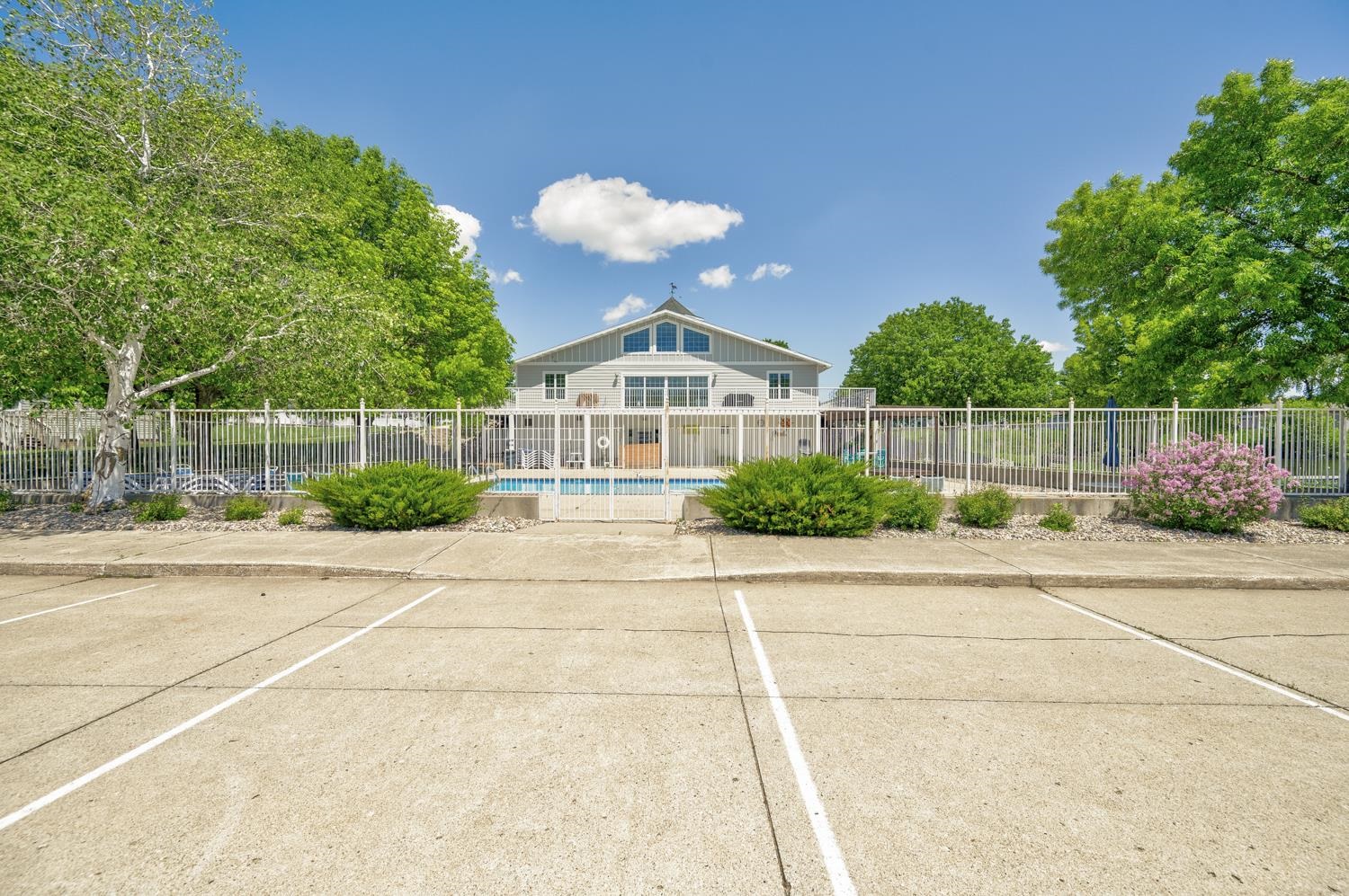 626 Mallard Creek Drive