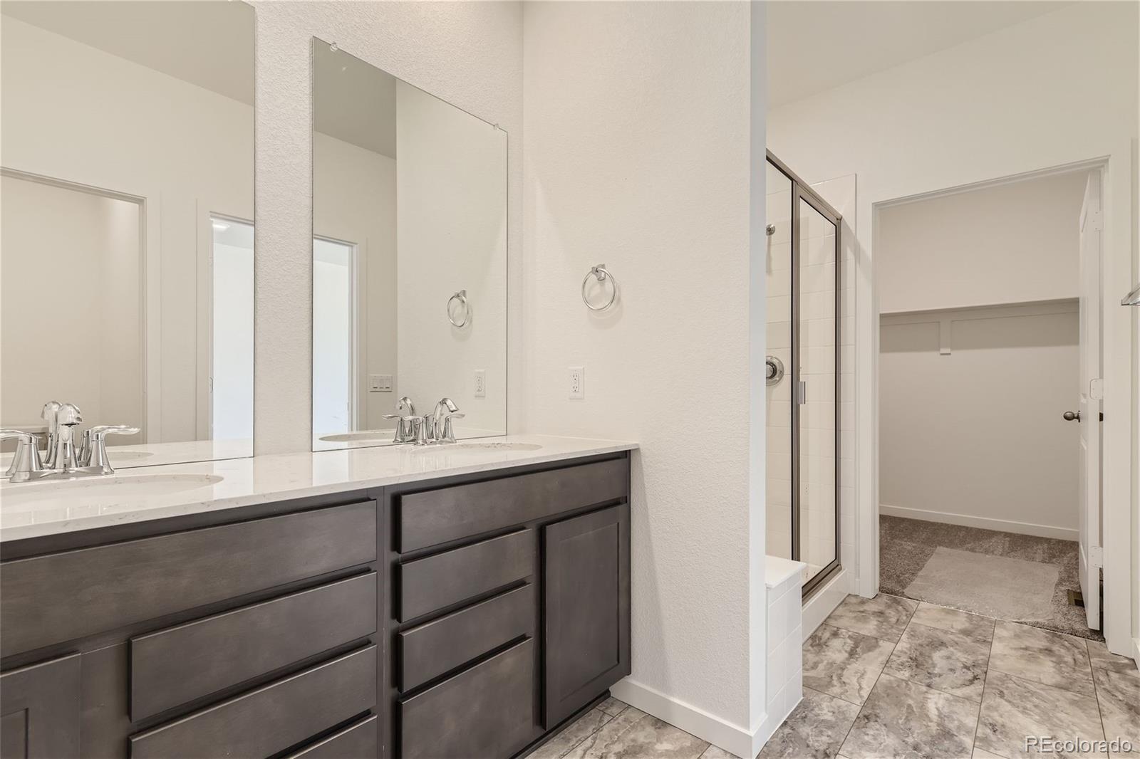 5174 N Quemoy Street