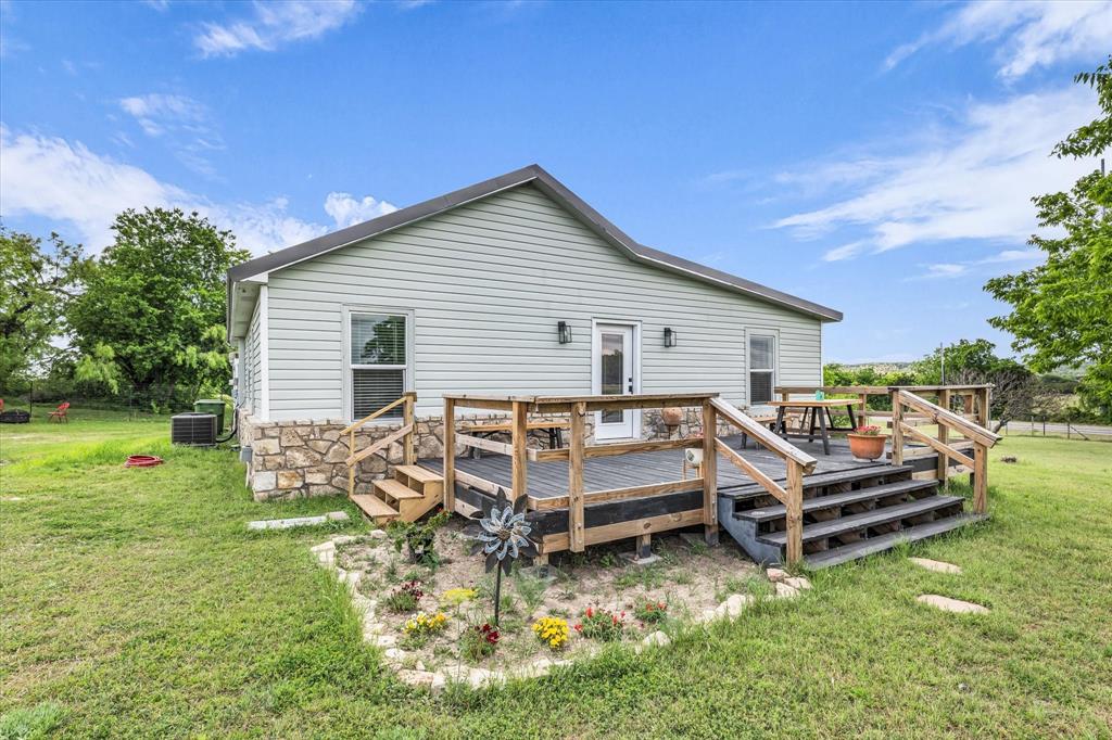1037  County Road 2004 , Glen Rose, TX, 