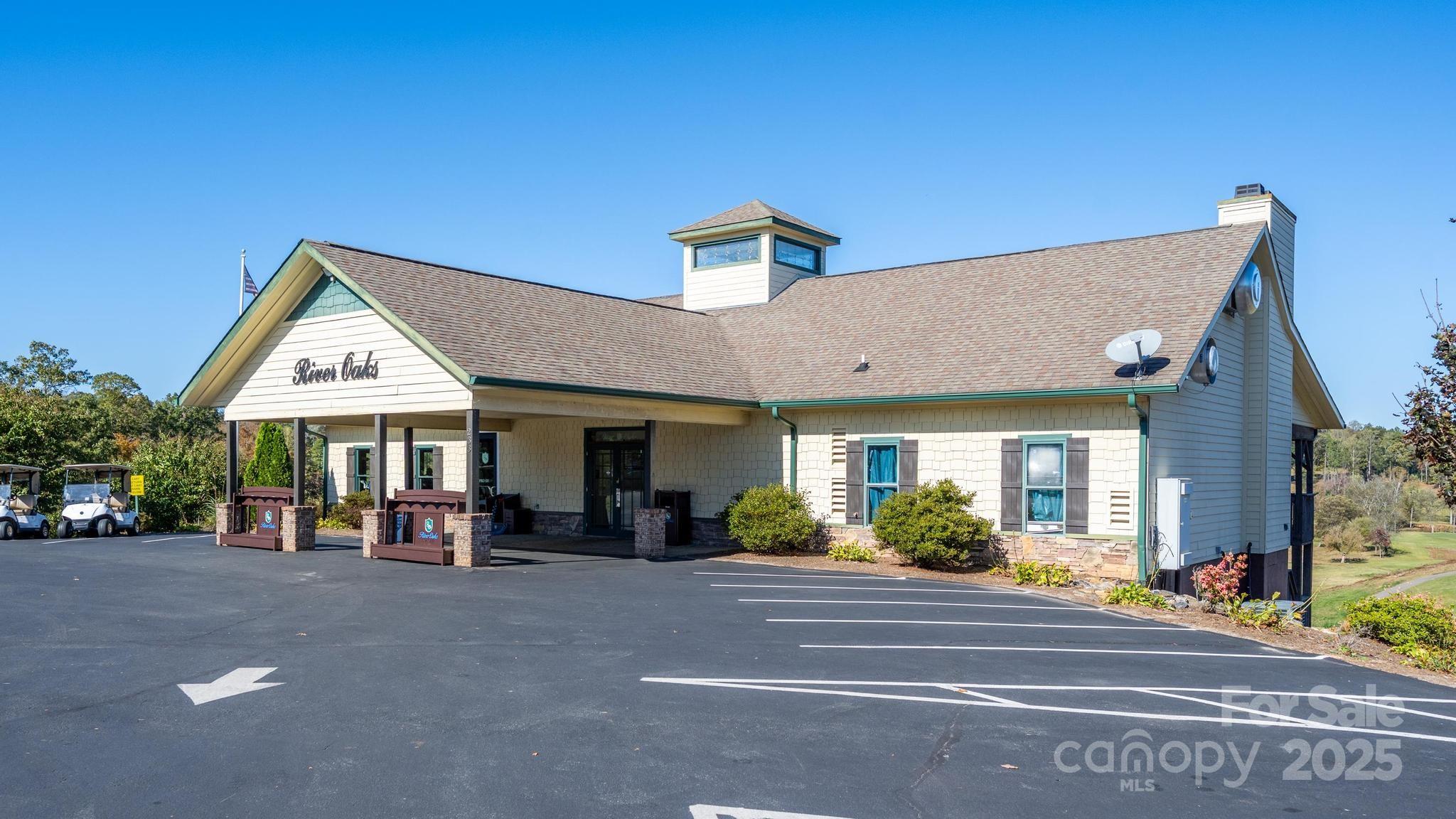 129 Broken Arrow Drive 2