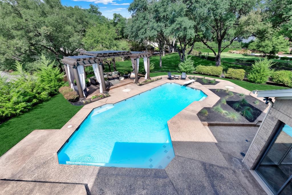5317 Catamaran Drive