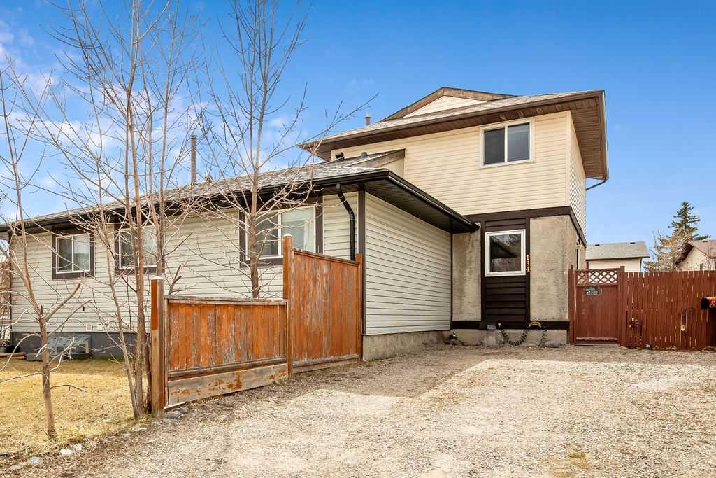 This unique home gives you that country cabin feel with the convenience of city living. The open main floor offers large living room, dining room with patio doors to the deck bringing in the natural light  and a spacious kitchen with lots of work space, great  for family or entertaining. A convenient 2 piece bathroom finishes off the main floor. Upstairs you will find 3 good sized bedrooms and an updated 4 piece bath with a jetted tub and large walk-in shower with dual shower heads. The fully finished basement  offers some great additional family living space. Since purchasing this home 10 years ago, the seller has put in new windows, sliding doors off the dining room, tankless hot water, new furnace, new roof, new carpet and the kitchen and bathroom have been updated.  There is a single driveway that allows 2 cars to park tandem.
