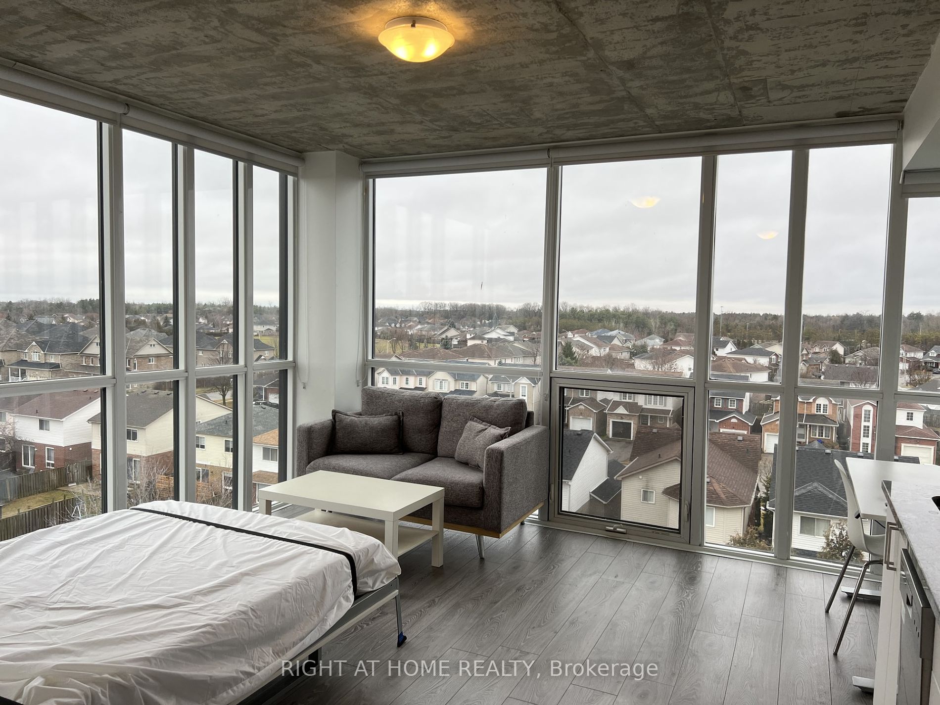 1900 N Simcoe St 508