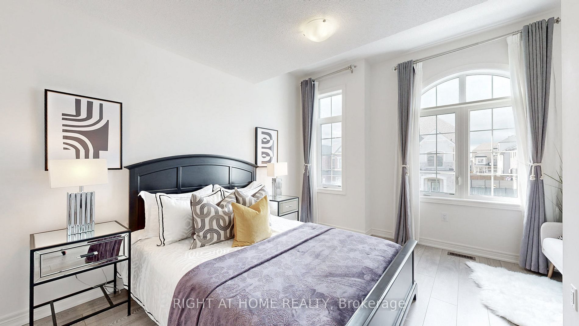 52 Crofting Cres