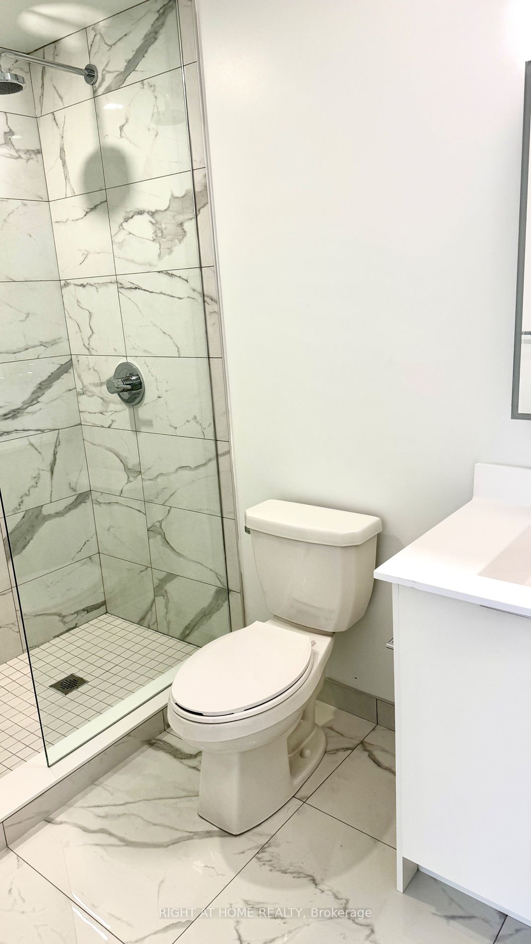 181 E Sheppard Ave 419