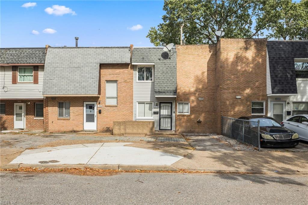 1216 Bunsen Ct, Norfolk, VA 