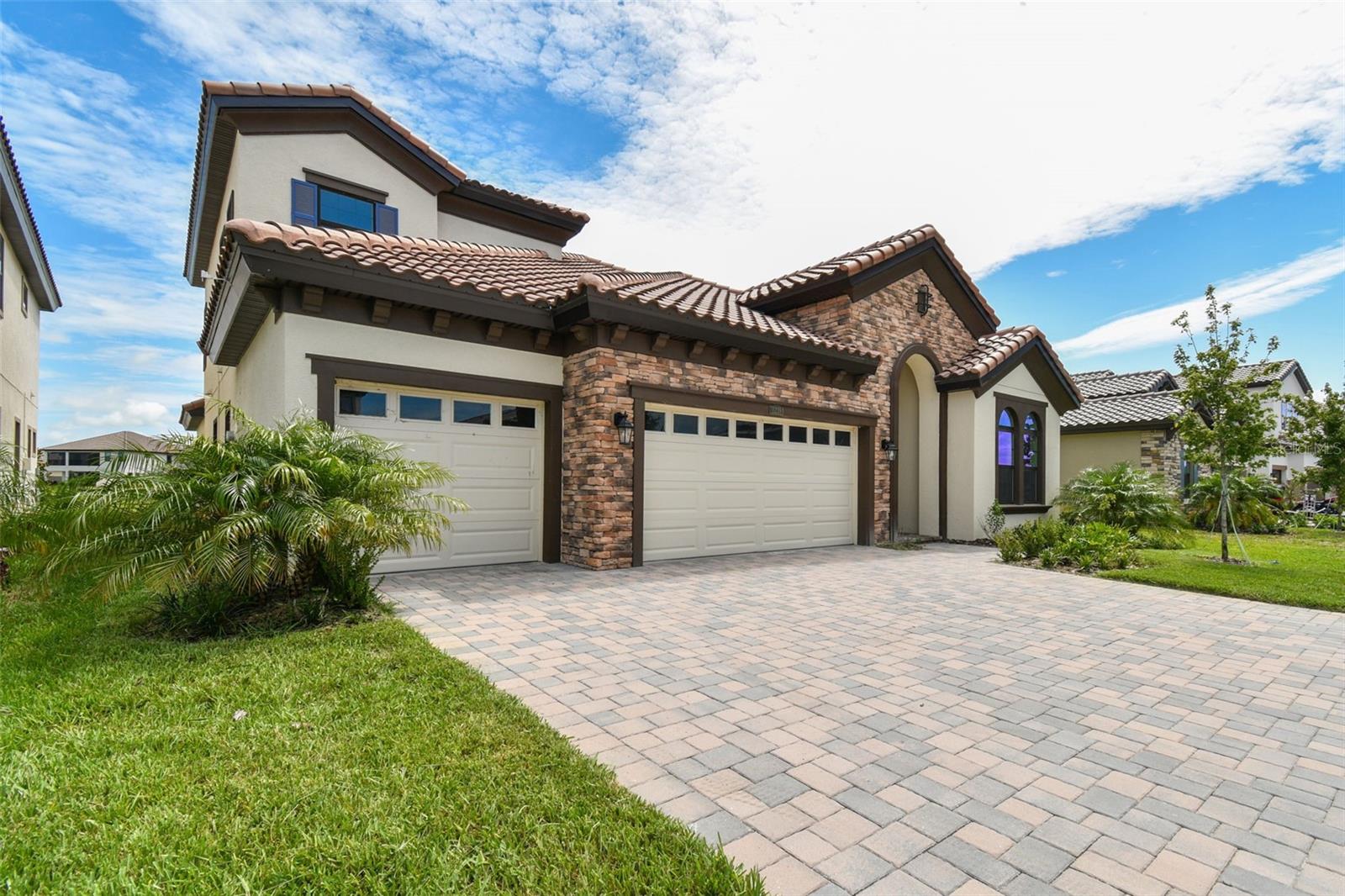 11239 Rustic Timber Loop